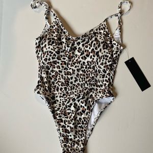 Leopard print Mono B brand new swim suit!